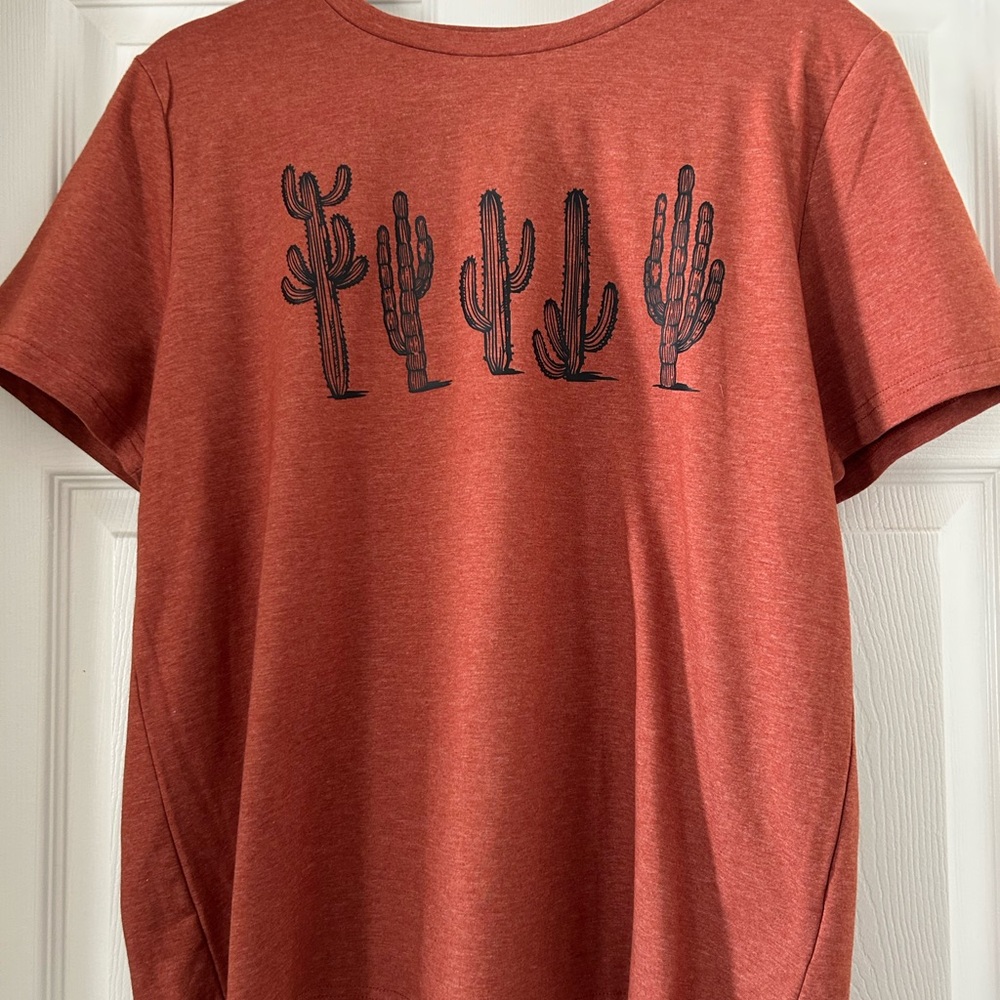 SHEIN Terracotta Cactus Graphic Tee